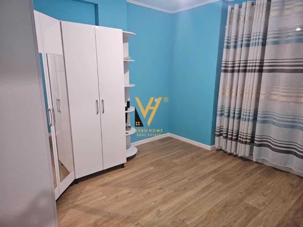 Shitet Apartament 3+1+2+ballkon te Kopshti Zoologjik 162 m2