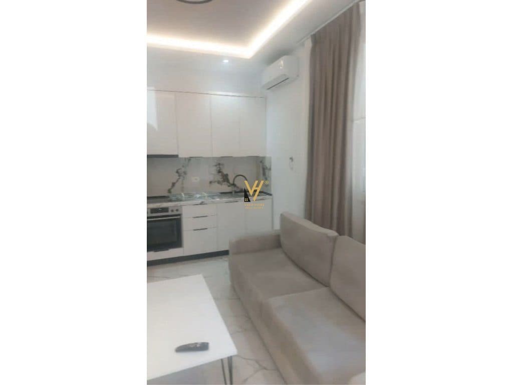 JEPET APARTAMENT 1+1 ME QERA TE 5 MAJI 45.000 LEKE