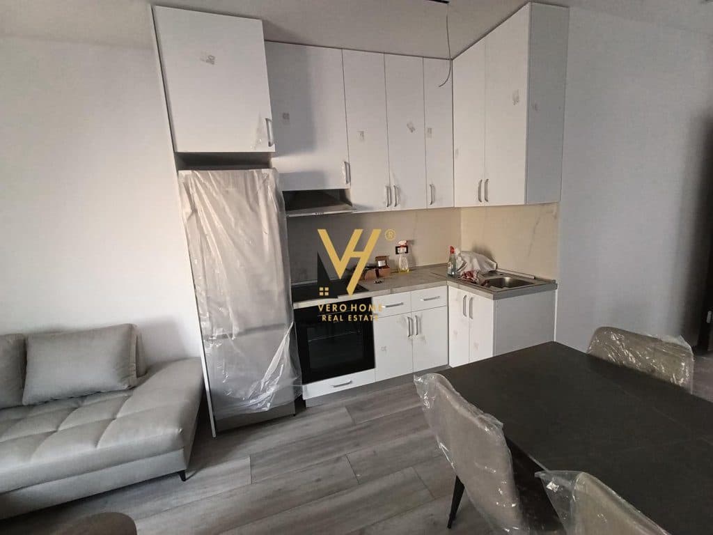 JEPET APARTAMENT 2+1 ME QIRA TE KODRA E PRIFTIT 55.000 LEKE 4