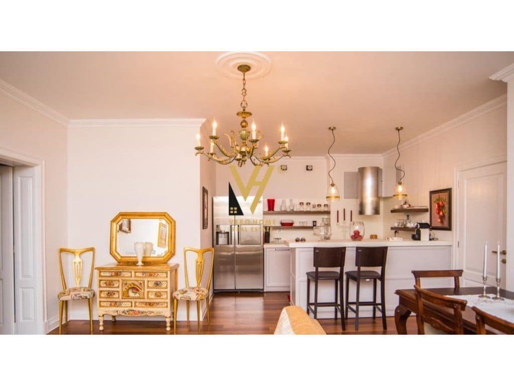 SHITET APARTAMENT 3+1+3+BLK NE BLLOK 450.000 EURO 2