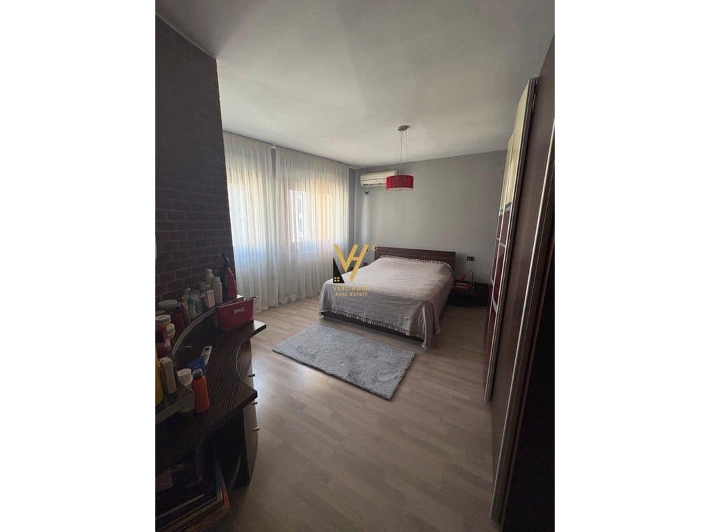 SHITET APARTAMENT 1+1+BLK TEK KIKA 1, KOMUNA E PARISIT 180.000 EURO 3