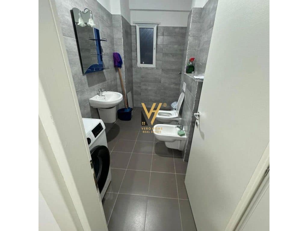 JEPET APARTAMENT 1+1+BLK ME QERA NE ASTIR 55.000 LEKE 3