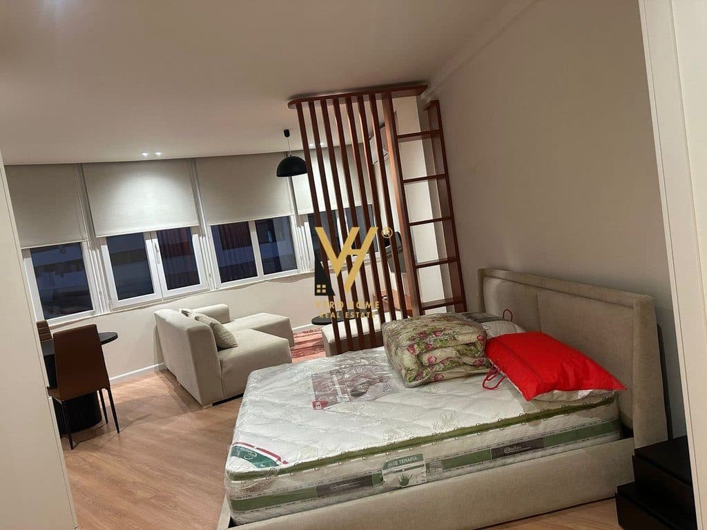JEPET GARSONIERE ME QIRA NE ASTIR, VILA L 400 EURO 3