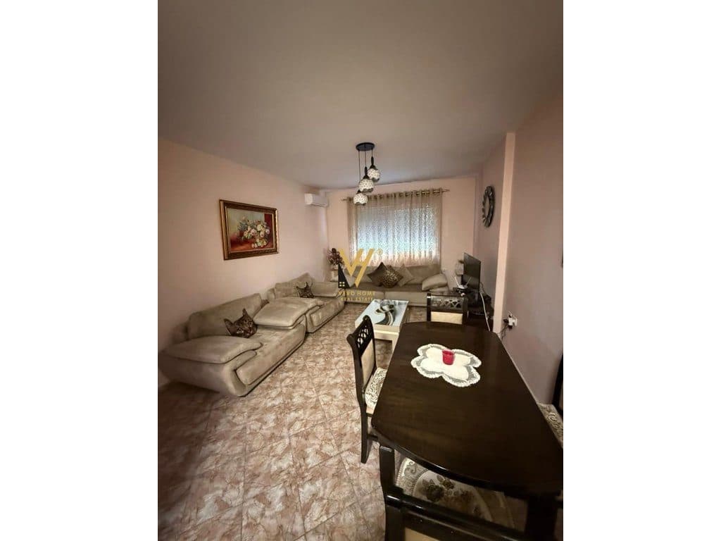 JEPET APARTAMENT 2+1+BLK ME QERA TE SHESHI WILLSON 80.000 LEKE