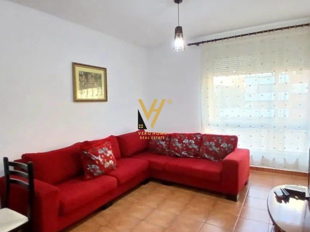 JEPET APARTAMENT 1+1+BLK ME QERA TE PAZARI I RI 50.000 LEKE
