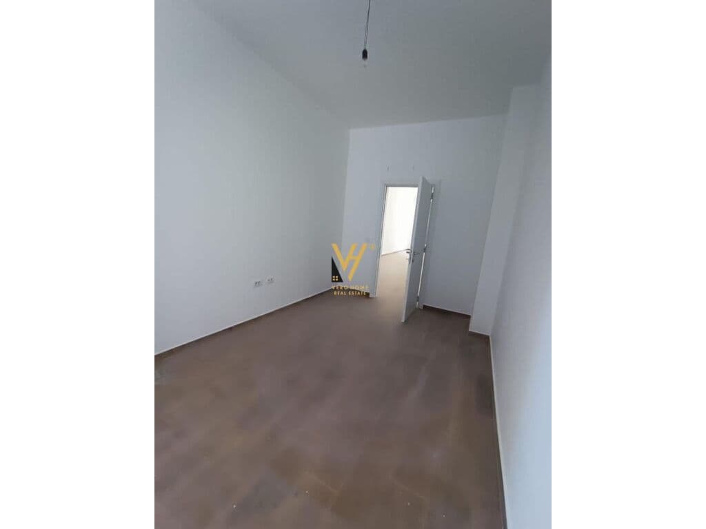 Jepet Apartament 3+1+2 me qera te Kompleksi Zirkon 140 m2 3
