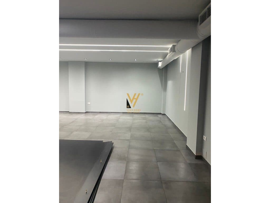 JEPET DYQAN 100 M2 ME QERA NE PORCELAN, TV KLAN 700 EURO
