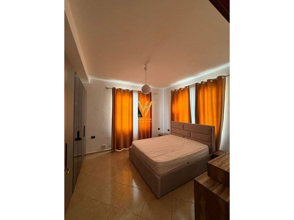 Jepet Apartament 1+1+ballkon me qera te Rruga 5 Maji 90 m2 2