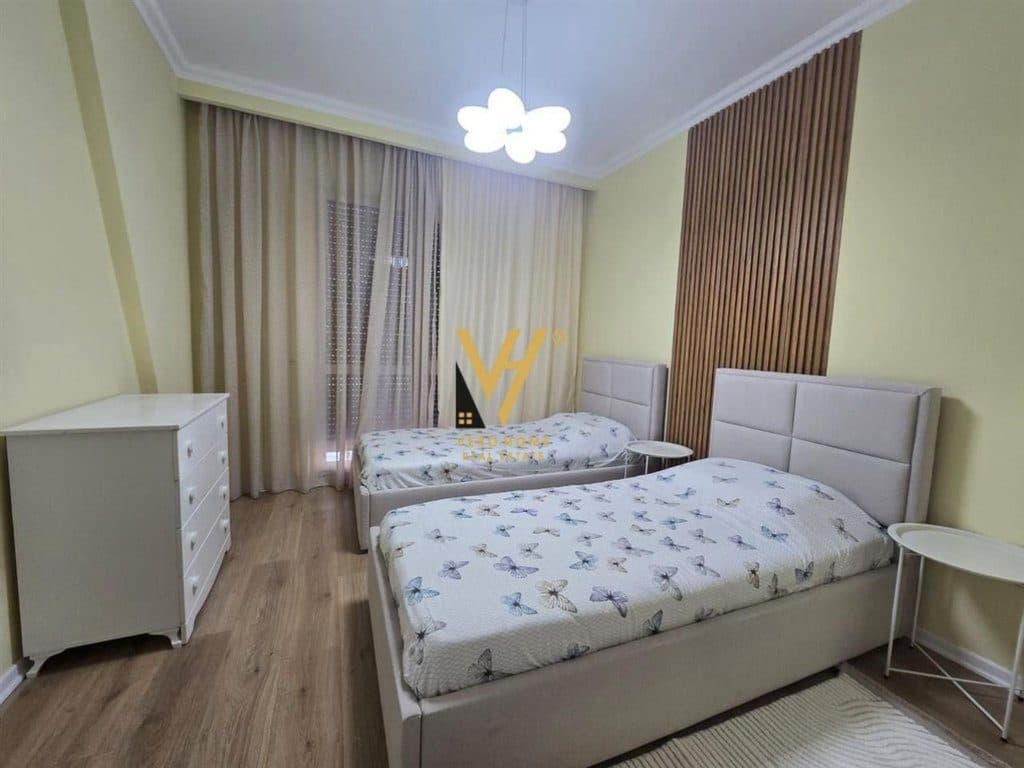 JEPET APARTAMENT 2+1+2+BLK ME QERA NE ASTIR 600 EURO 4