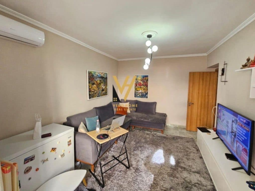 JEPET APARTAMENT 1+1+BLK ME QIRA NE BRRYL 50.000 LEKE 2