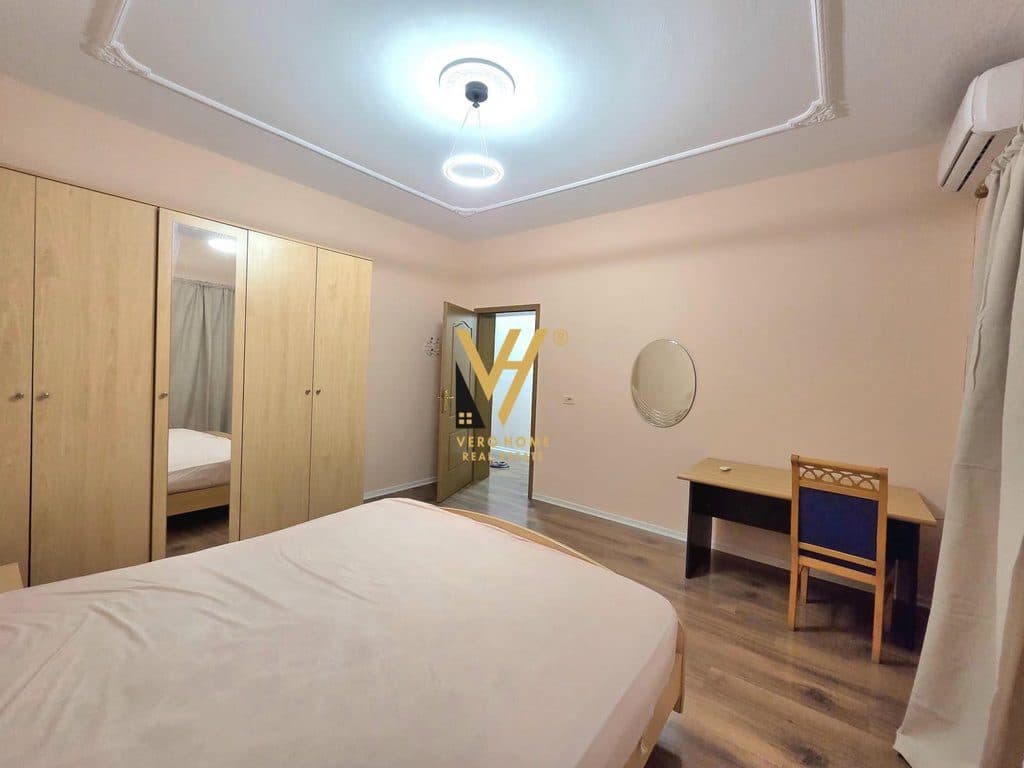JEPET APARTAMENT 3+1+3+2 BLK ME QERA TEK ISH FUSHA E AVIACIONIT 850 EURO 3