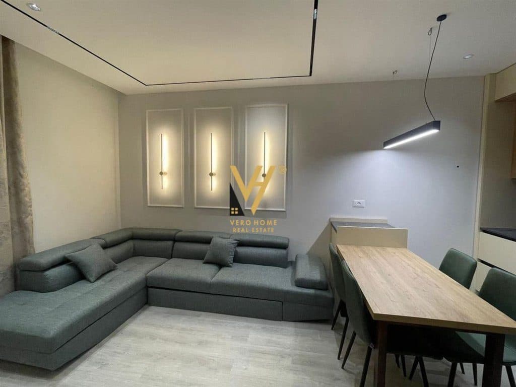 JEPET APARTAMENT 2+1+BLK ME QIRA TEK UNIVERS CITY 600 EURO