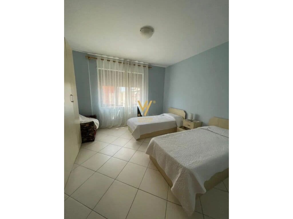 Jepet Apartament 2+1+2+ballkon me qera te Rruga e Barrikadave 100 m2 3