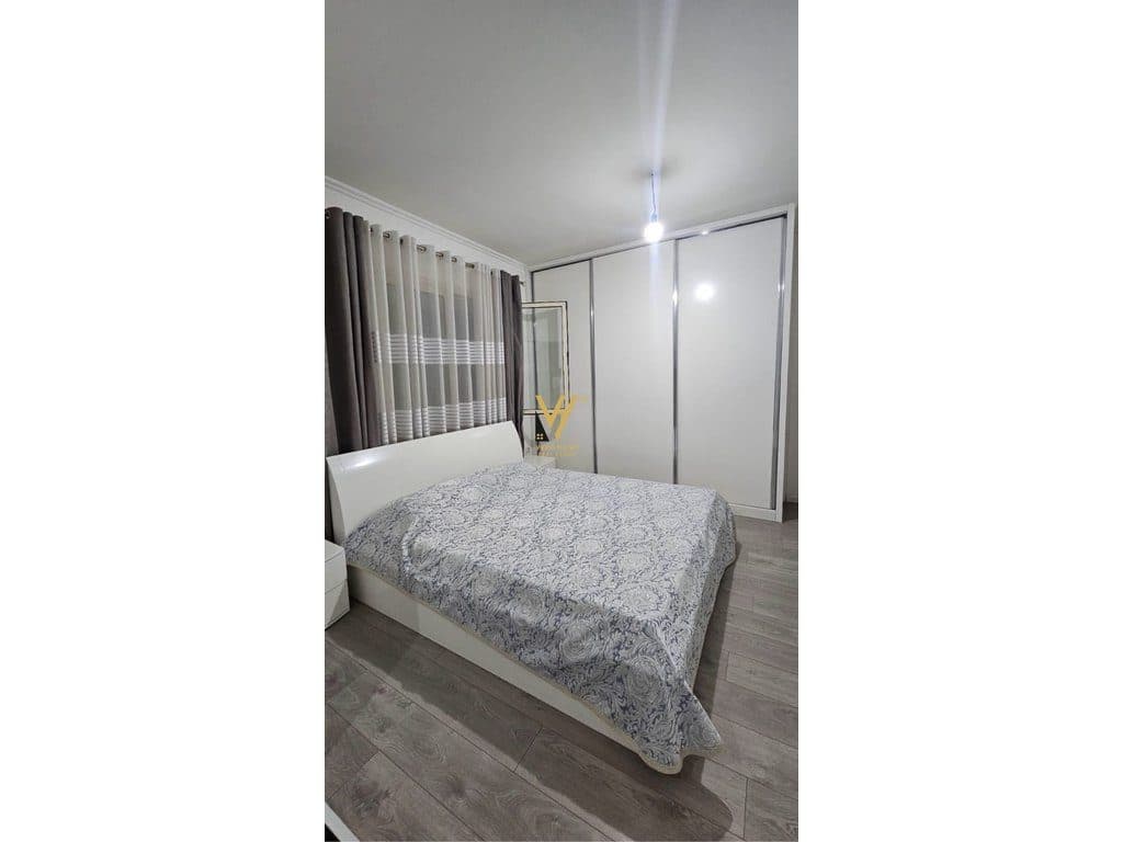 JEPET APARTAMENT 1+1+BLK ME QERA MBRAPA GLOBIT 60.000 LEKE 3