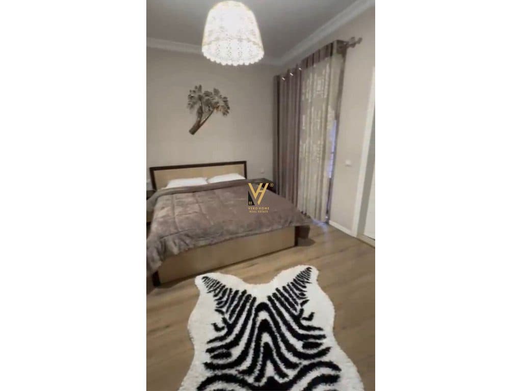 SHITET APARTAMENT 2+1+2+2BLK TE PAZARI I RI 320.000 EURO 3