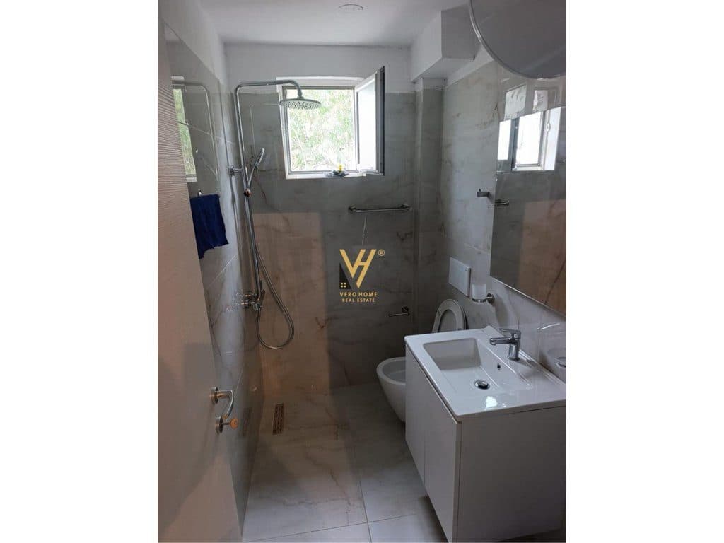 JEPET APARTAMENT 2+1 ME QERA TE RRUGA E KAVAJES 800 EURO 3