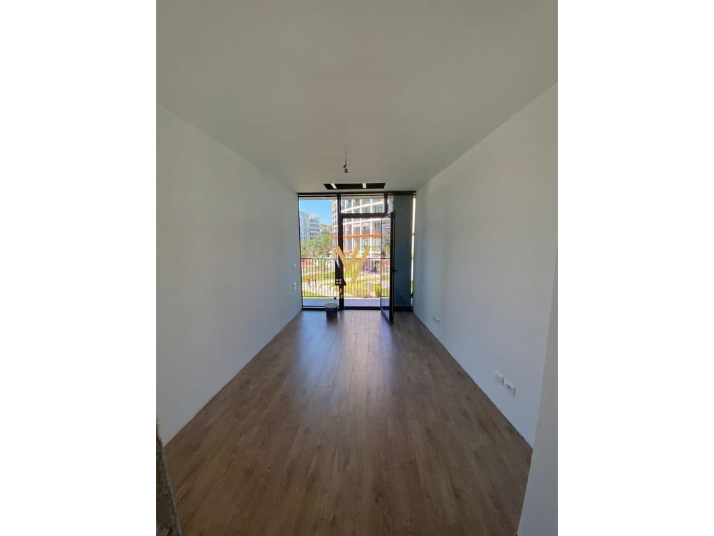 JEPET ZYRE 102 M2 ME QERA TE LAKE VIEW RESIDENCE 1.500 EURO 2