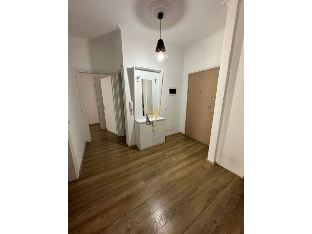 Jepet Apartament 2+1+Ballkon me qera te Kompleksi Kika 2 , Komuna e Parisit 90 m2