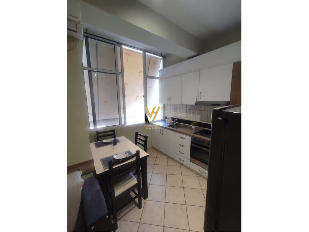 SHITET GARSONIERE 50 M2 NE LUNGOMARE, VLORE 110.000 EURO 2