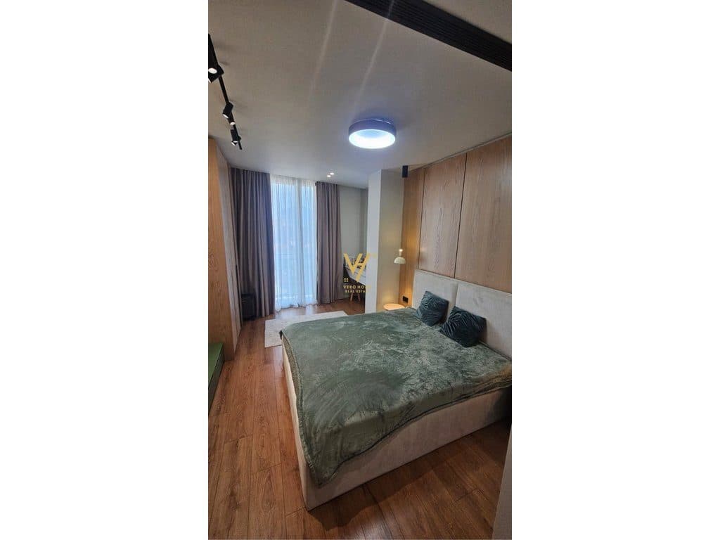 JEPET APARTAMENT 1+1 ME QERA TE GOLDEN TOWER, MINE PEZA 850 EURO 4