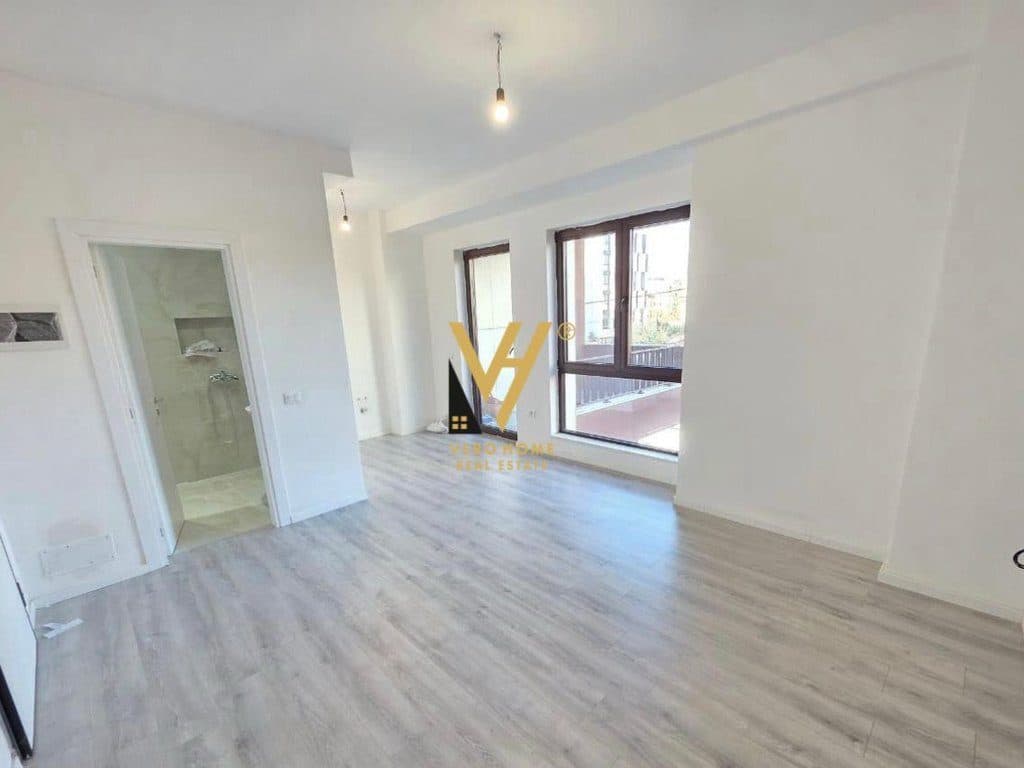 JEPET ZYRE 58 M2 ME QERA NE MYSLYM SHYR 500 EURO