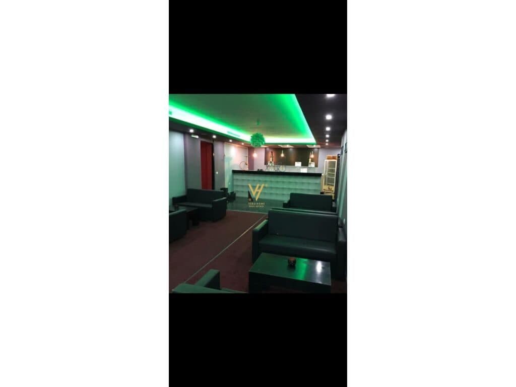 Jepet Ambient Biznesi me qera te Rruga 5 Maji 150 m2