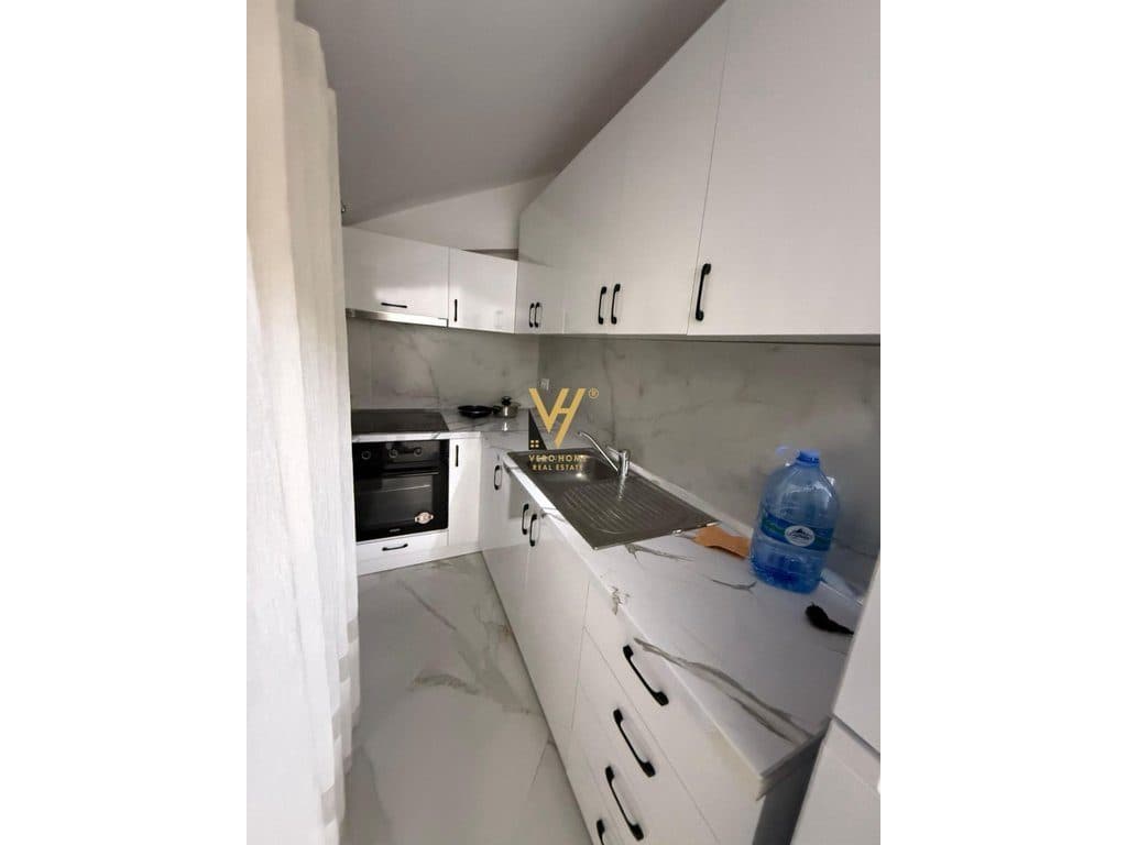 SHITET GARSONIERE 45 M2 NE DURRES 6.500.000 LEKE 4