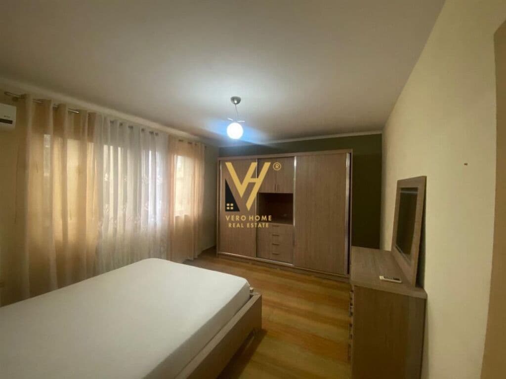 Jepet Apartament 2+1+ballkon me qera te Mozaiku , 21 Dhjetori 95 m2 3