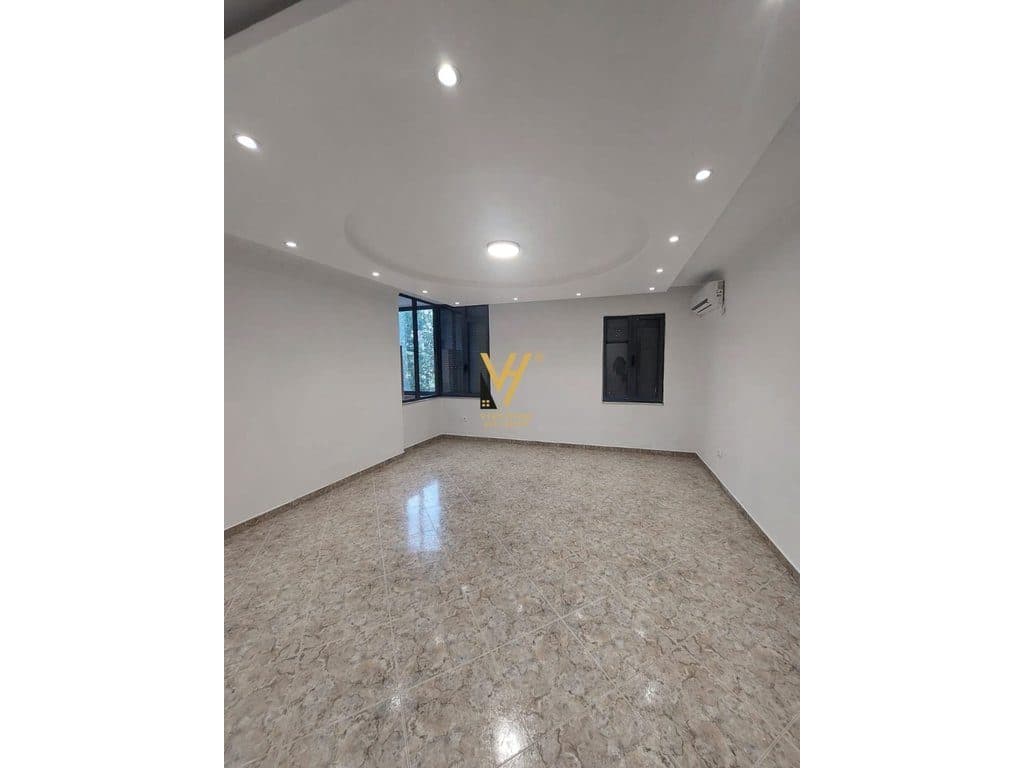 JEPET APARTAMENT 3+2+2+2BLK ME QERA TE PALLATI ME SHIGJETA 50.000 LEKE 2