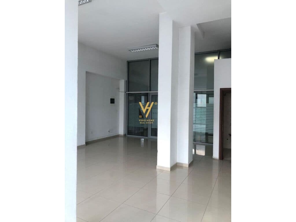 Jepet zyre me qera te Rruga Tefta Tashko 52 m2 1