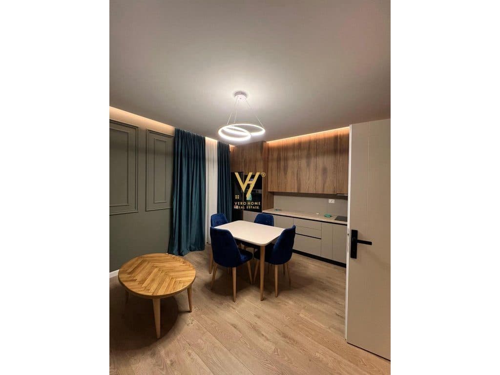 JEPET APARTAMENT 3+1+2BLK ME QERA NE ASTIR 650 EURO