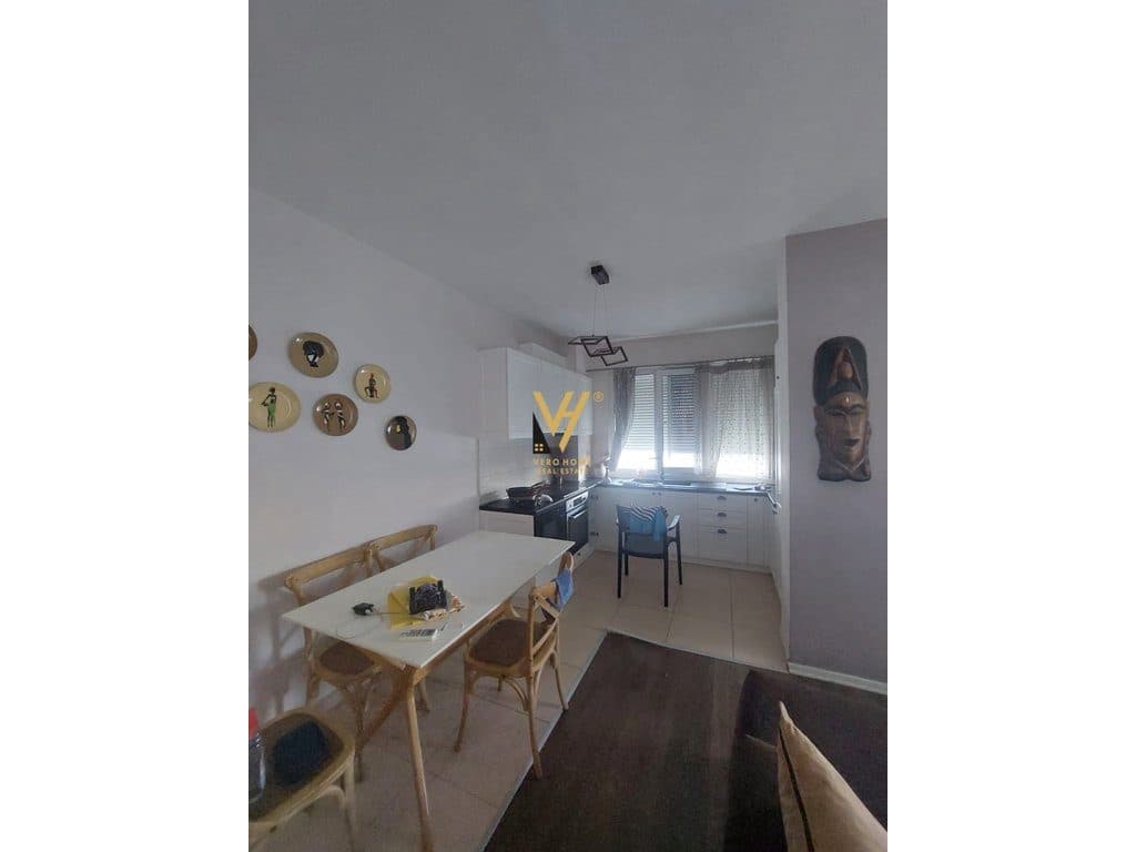 JEPET APARTAMENT 2+1+2+2BLK ME QERA TE KOPSHTI ZOLOGJIK 700 EURO 2