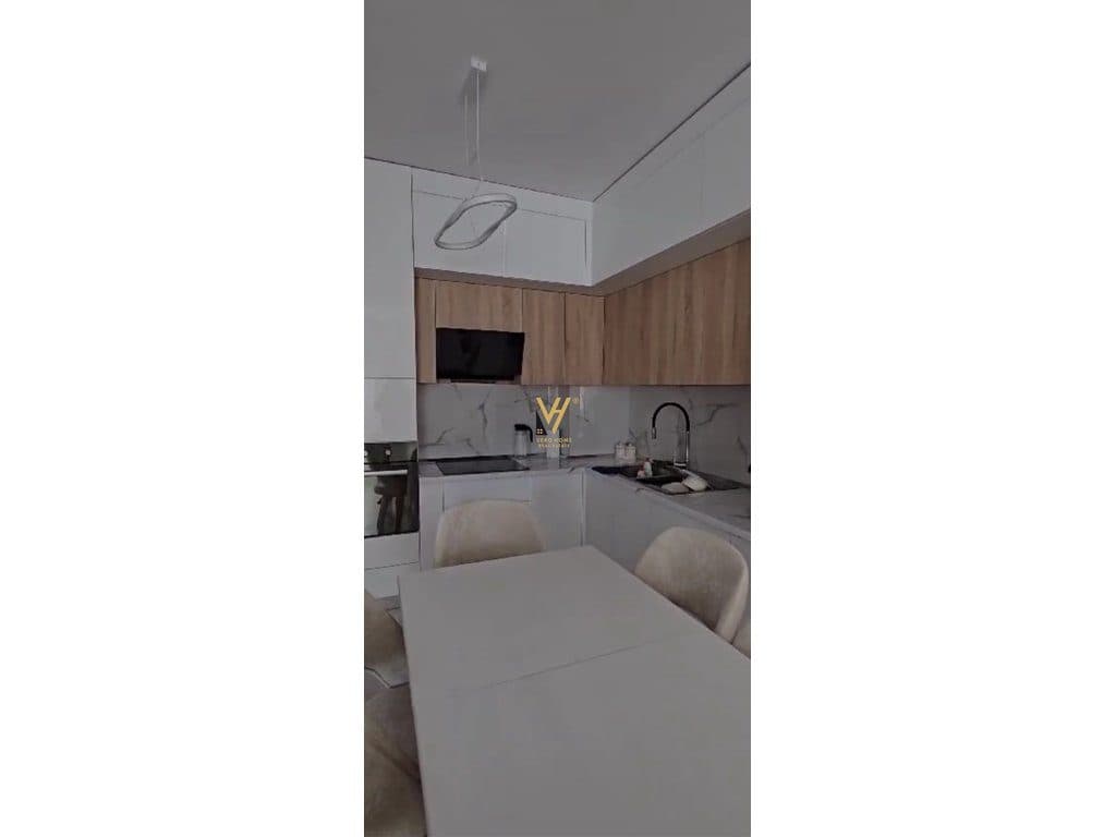 JEPET APARTAMENT 2+1+BLK ME QIRA TE SPITALI AMERIKAN 3- 650 EURO 2