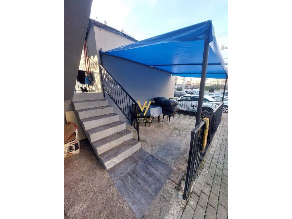 JEPET DYQAN+APARTAMENT ME QERA-TE SHKOLLA “BAJRAM CURRI” 80.000 LEKE 2