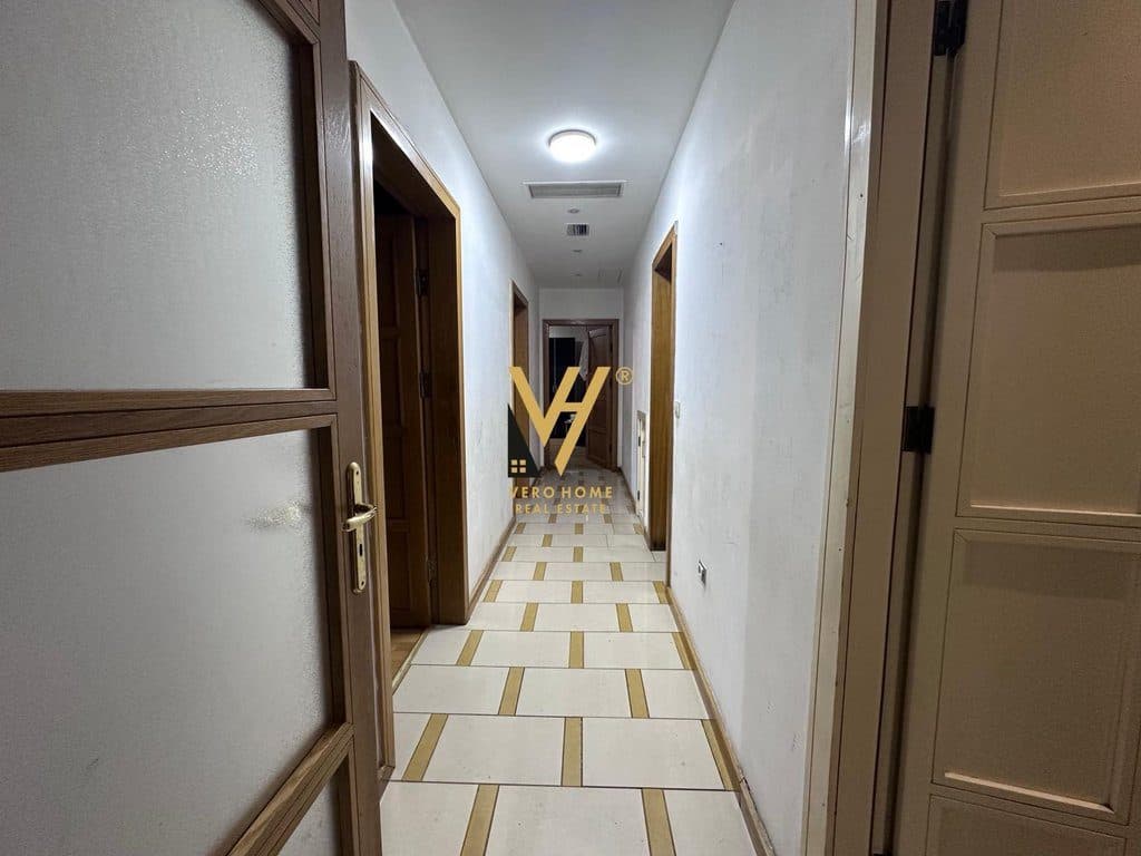 JEPET APARTAMENT 3+1+BLK ME QIRA TE RRUGA E BARRIKADAVE 1.500 EURO 3