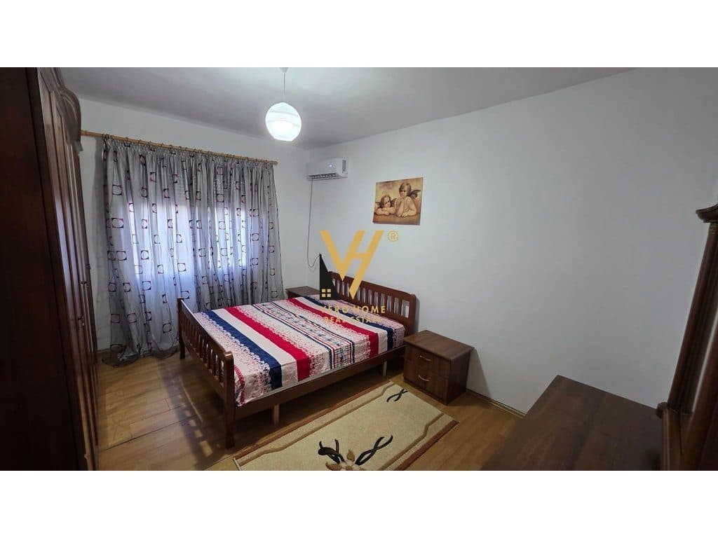 JEPET APARTAMENT 3+1+BLK ME QERA TEK RRUGA BARDHYL 50.000 LEKE 2