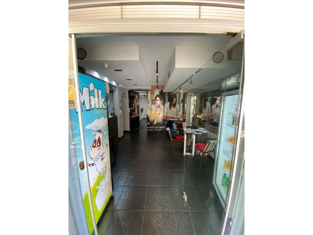 Shitet Bar-lounge ne Kinostudio 186 m2 4