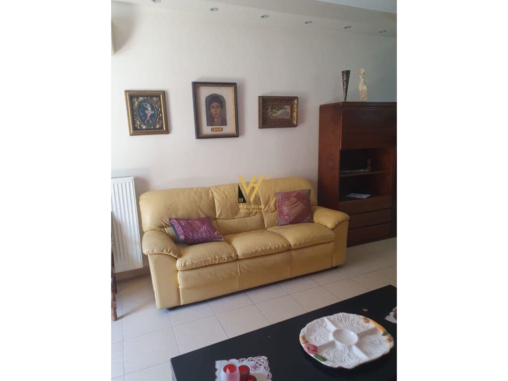 Jepet Apartament 1+1+ballkon me qera te Kodra e Diellit 1 , 82 m2 3