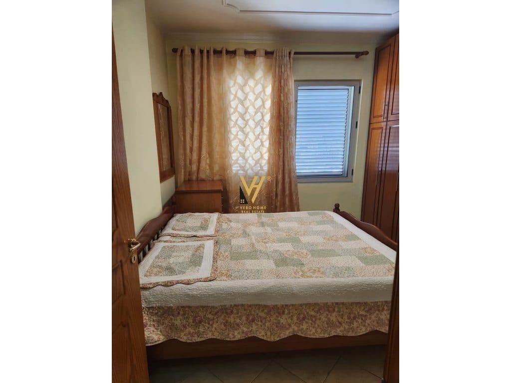 JEPET APARTAMENT 2+1 ME QIRA TE KODRA E DIELLIT 1- 70.000 LEKE 3