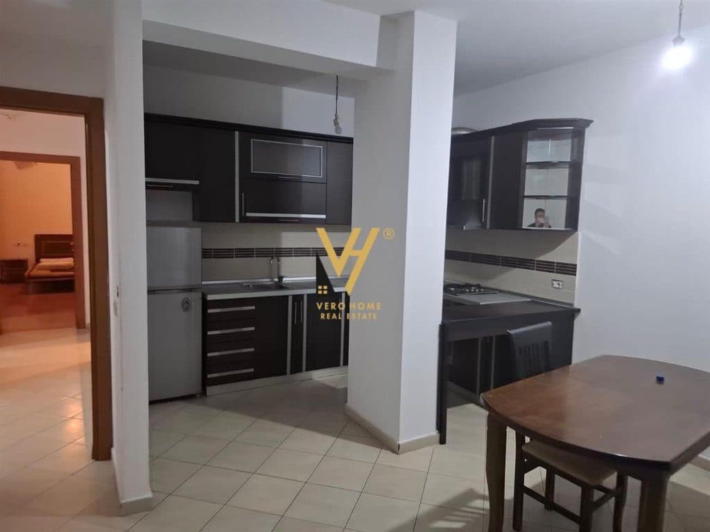 JEPET APARTAMENT 2+1+BLK ME QERA TE KOMUNA E PARISIT 600 EURO 3