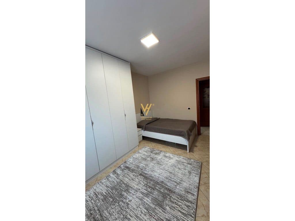 JEPET APARTAMENT 2+1+BLK ME QERA TE 21 DHJETORI 850 EURO 4