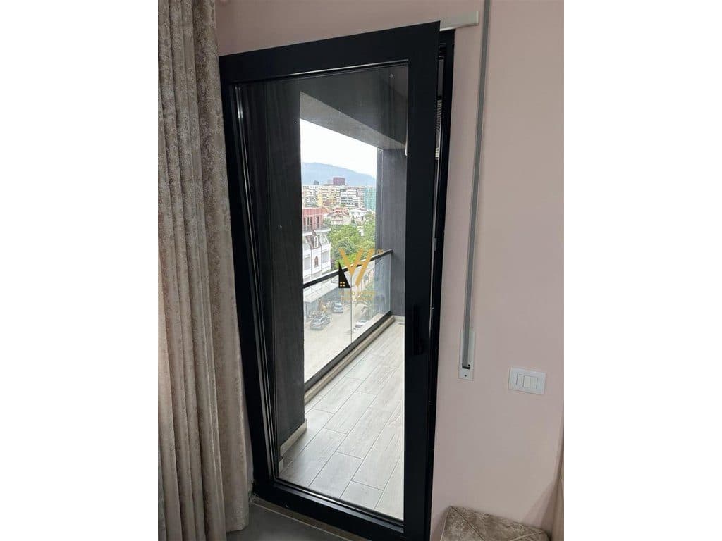 JEPET APARTAMENT 1+1+BLK ME QERA TE UNAZA E RE 500 EURO 4