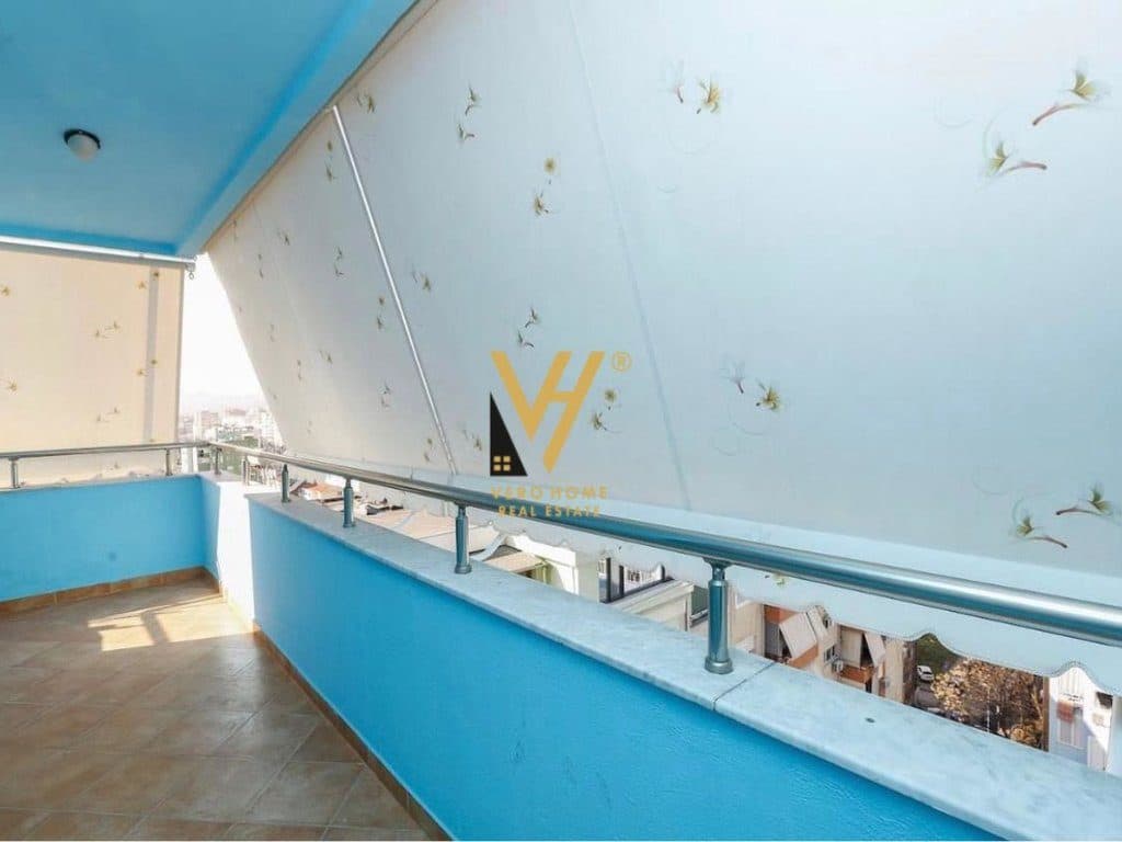 JEPET ZYRE 143 M2 ME QERA TE ISH EKSPOZITA 1.500 EURO 4