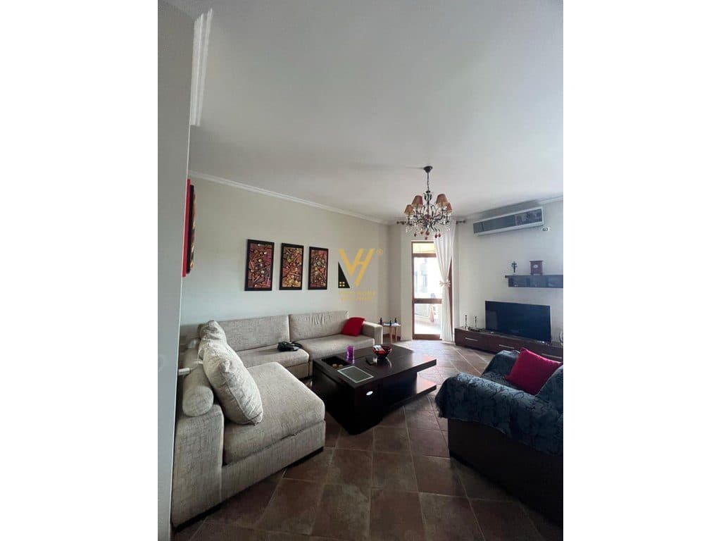 JEPET APARTAMENT 1+1+BLK ME QERA TE SQUARE 21 65.000 LEKE