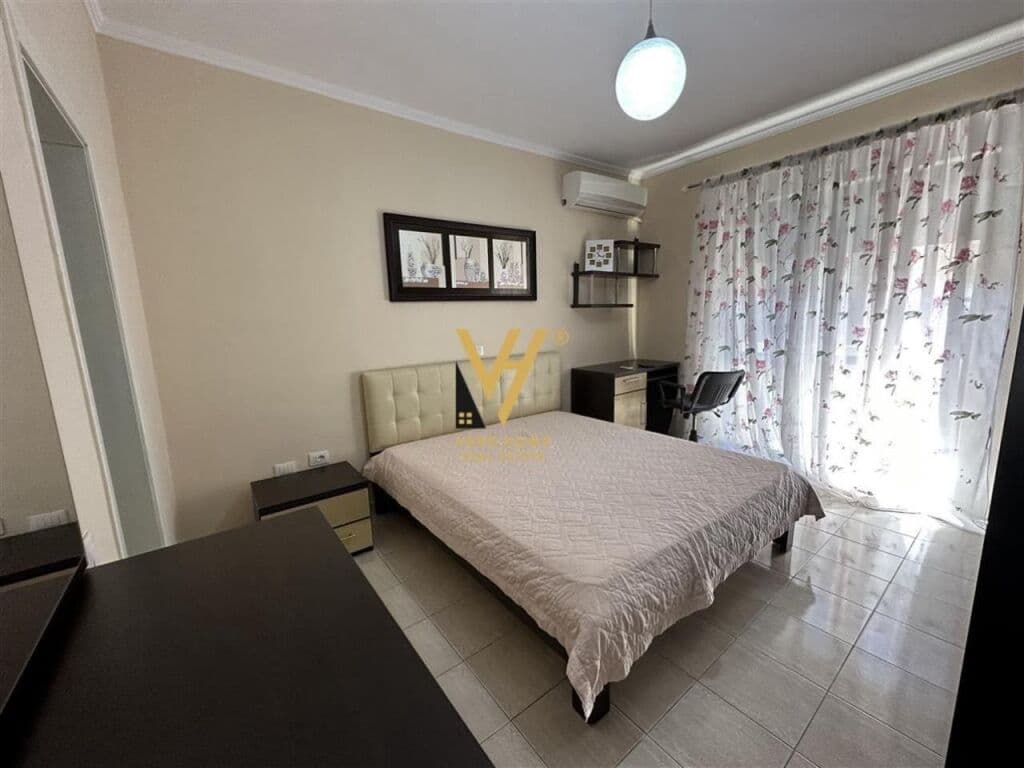 Jepet Apartament 2+1+ballkon me qera te Rruga e Durresit 110 m2 3