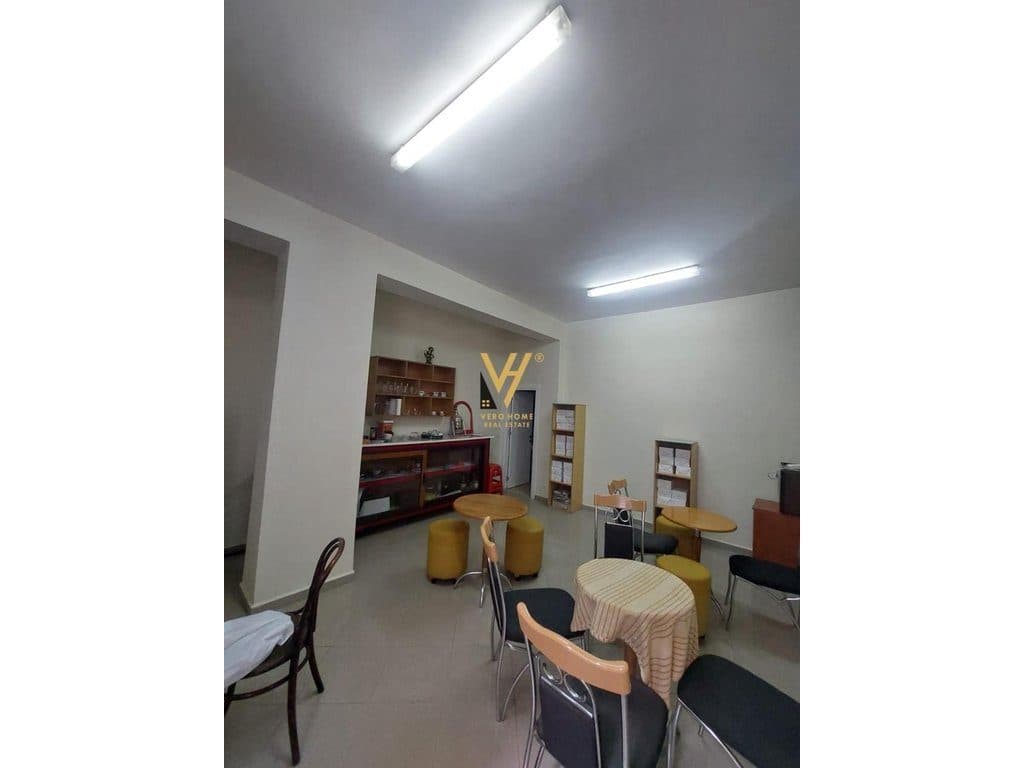 JEPET DYQAN 35 M2 ME QERA TE DONIKA CENTER 40.000 LEKE