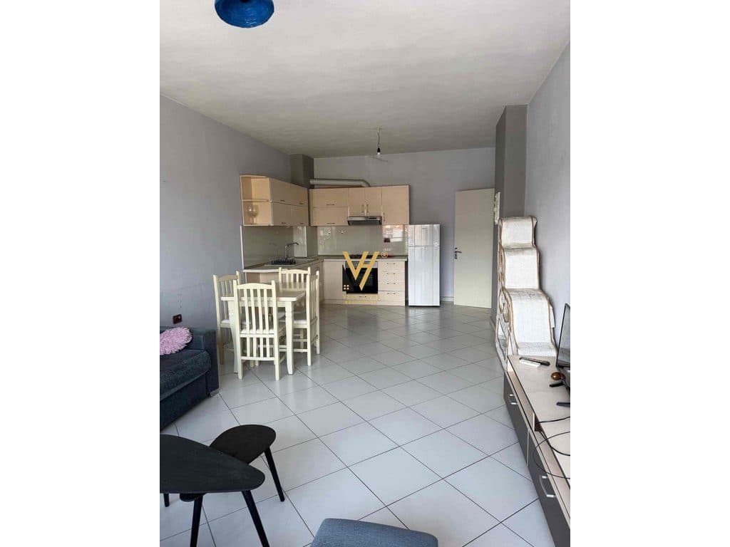 JEPET APARTAMENT 2+1+2+BLK ME QERA NE ASTIR 45.000 LEKE 2