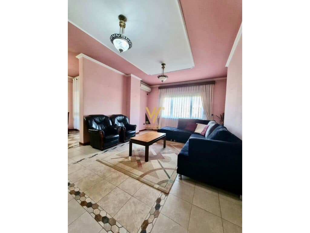 Jepet Apartament 3+1+2+ballkon me qera ne Qender 126 m2 4