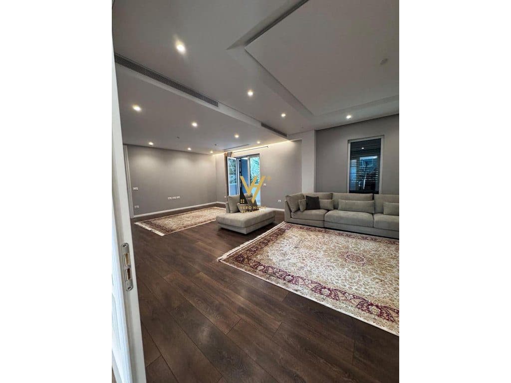 JEPET VILE LUKSOZE ME QIRA NE KOM.AKACIA HILLS, MJULL BATHORE 5.000 EURO 4