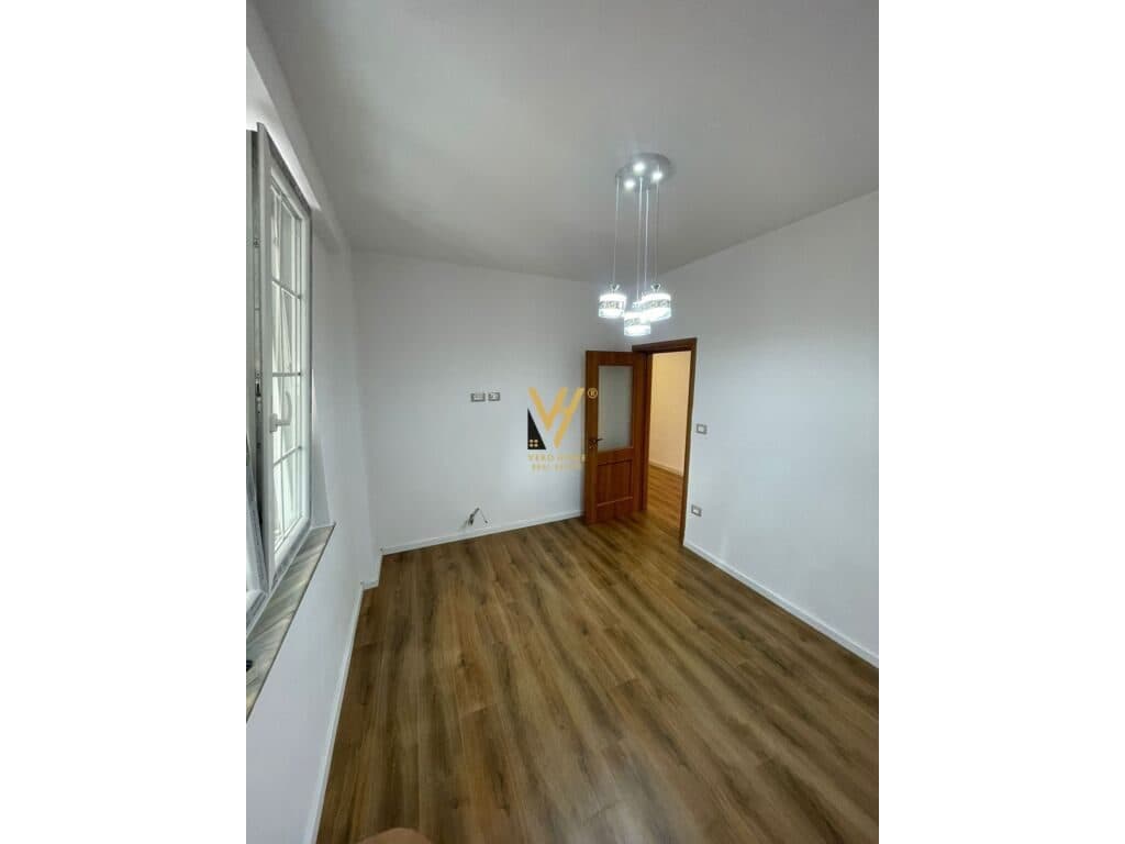 Shitet Apartament 2+1+ballkon te Rruga Irfan Tomini 103 m2